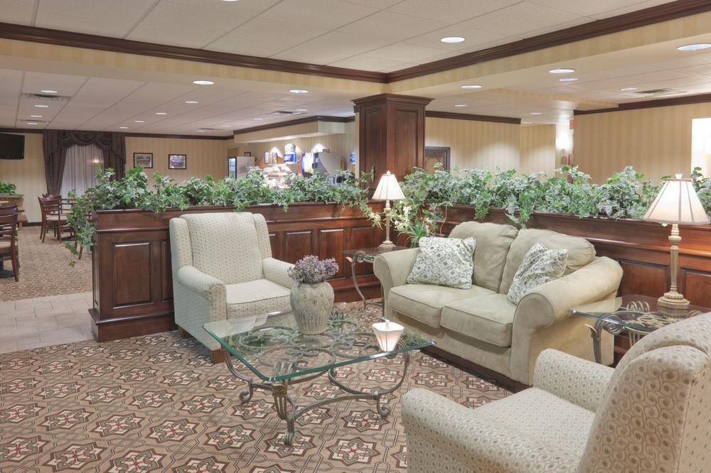 Holiday Inn Express Greensburg By Ihg מראה חיצוני תמונה