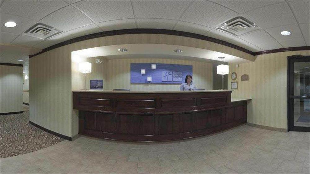 Holiday Inn Express Greensburg By Ihg מראה חיצוני תמונה