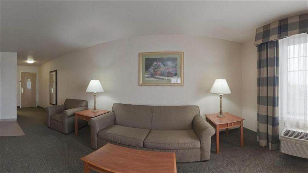 Holiday Inn Express Greensburg By Ihg מראה חיצוני תמונה