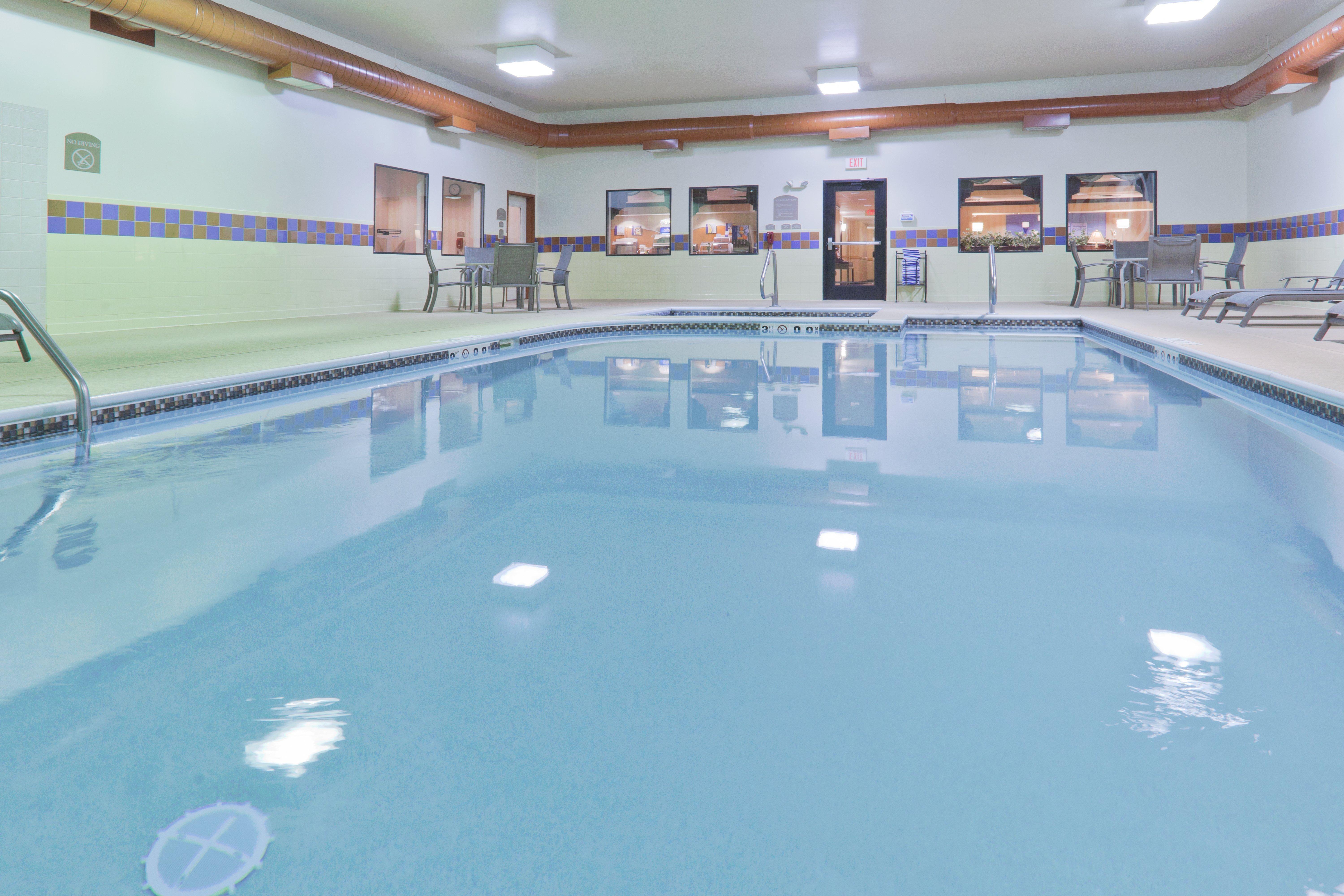 Holiday Inn Express Greensburg By Ihg מראה חיצוני תמונה