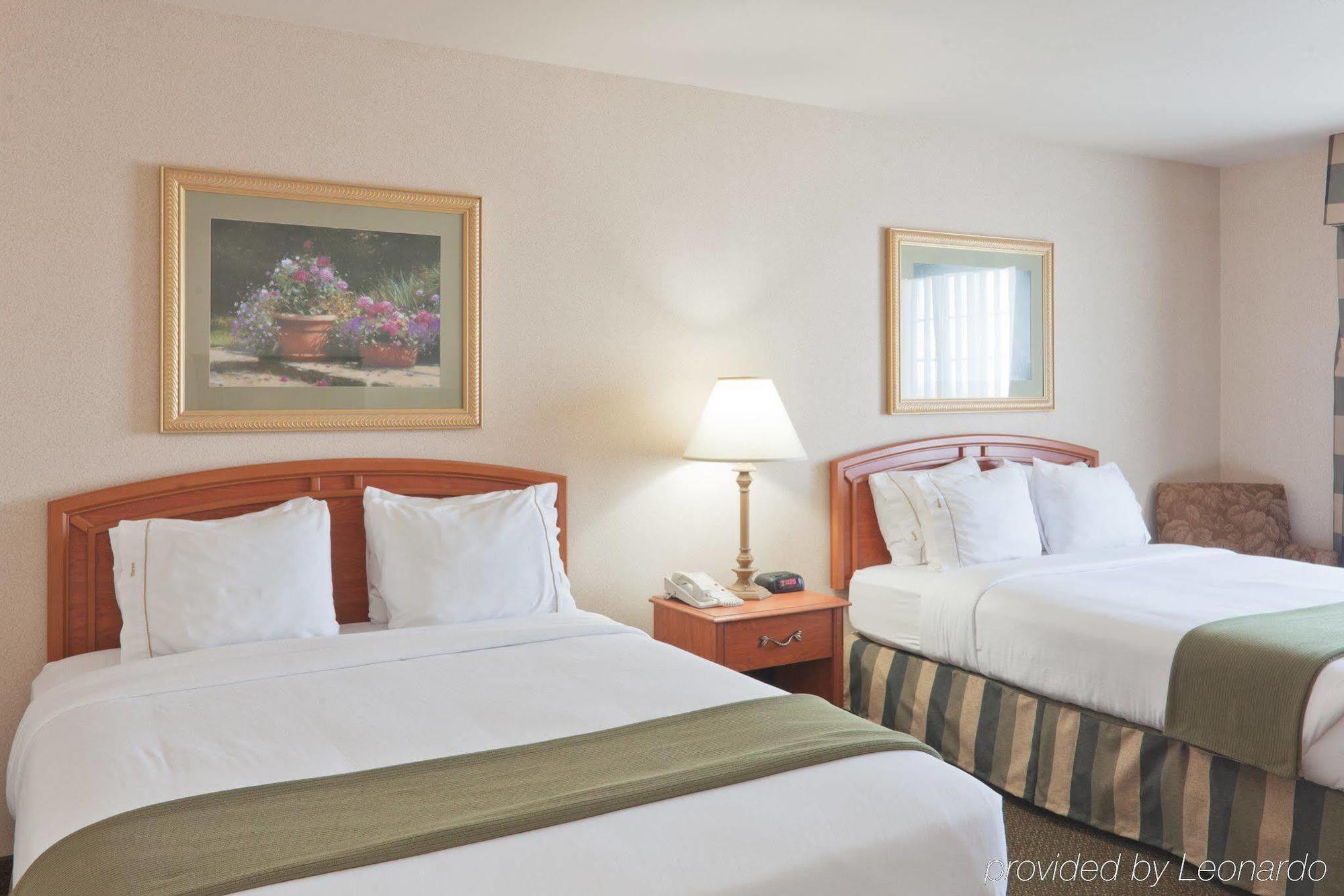 Holiday Inn Express Greensburg By Ihg חדר תמונה